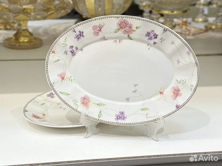 Столовый и чайный сервиз 39 пред