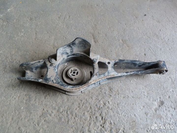 Рычаг задний нижний VW Passat B6 2005-2010 (1K0505
