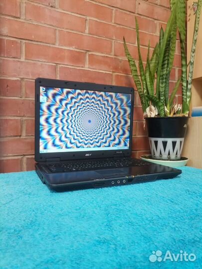 Быстрый ноутбук, полностью рабочий