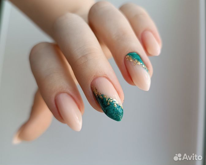Маникюр
