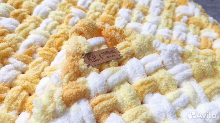 Плюшевый детский пледик из пряжи alize puffy