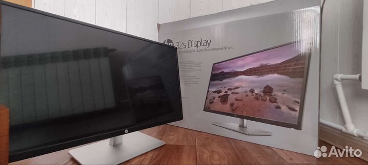 Монитор HP 32s