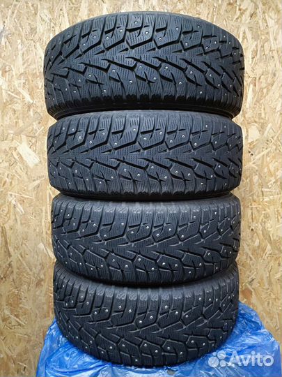Yokohama Ice Guard Stud IG55 215/50 R17