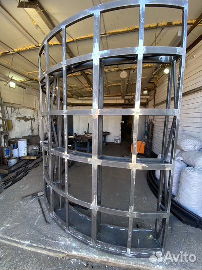 Сварщик мебели лофт