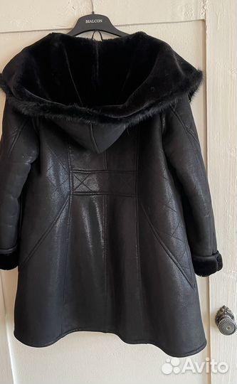 Дубленка женская с капюшоном
