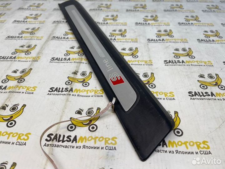 Накладка на порог передняя правая Audi Q7 4M cyrb