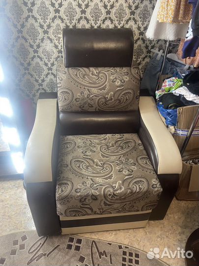Диван и кресло