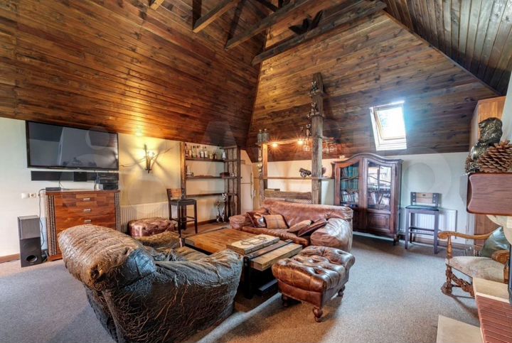 Коттедж 450 м² на участке 27 сот.