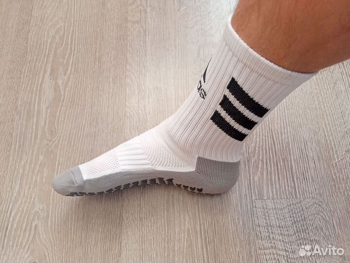 Носки противоскользящие nike adidas tapedesign