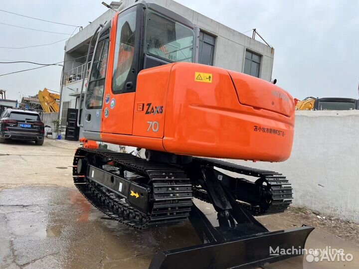 Мини-экскаватор Hitachi ZX70-3, 2017