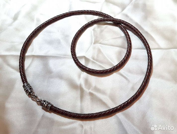 Гайтан/чокер из плетеной кожи коричневого цвета