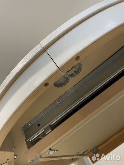 Кухонный стол