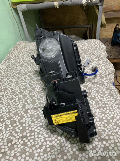 Фара lexus gs III правая