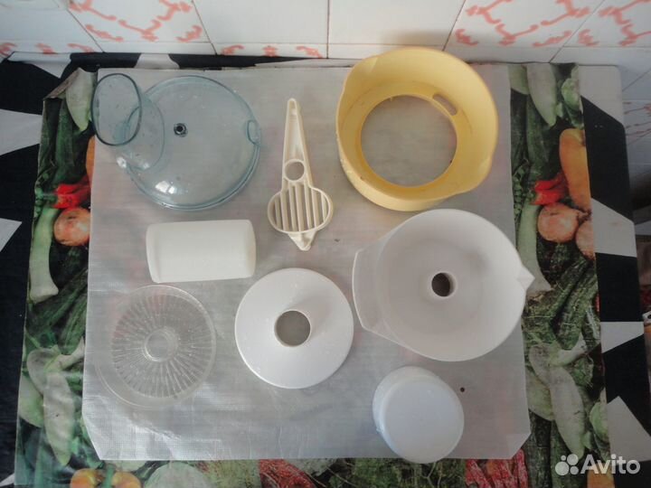 Запчасти для комбайна,соковыжималки,блендера