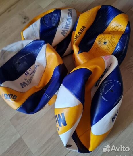 Волейбольные мячи Mikasa