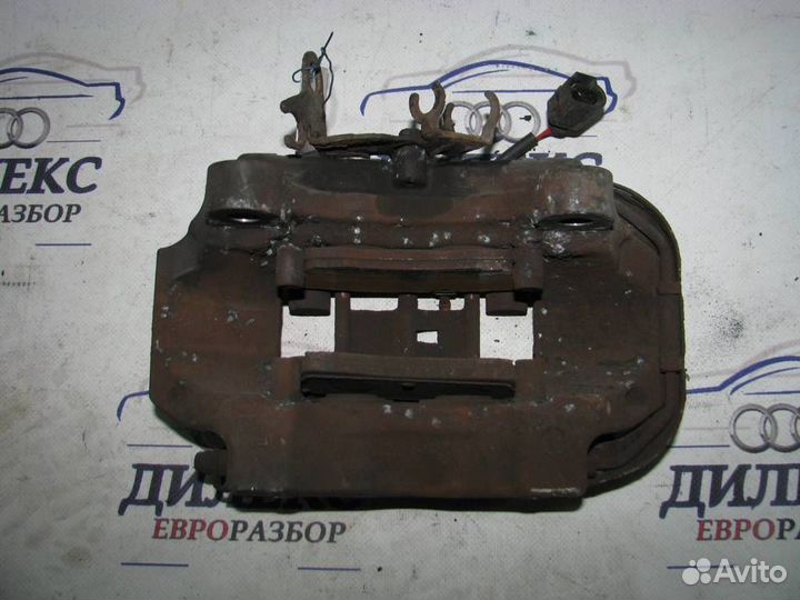 Суппорт задний левый VW Touareg 2002-2010