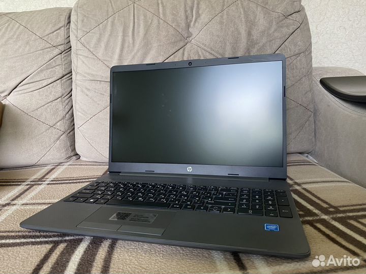 Ноутбук hp 250 g8