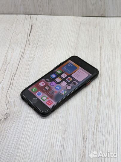 iPhone 7, 128 ГБ
