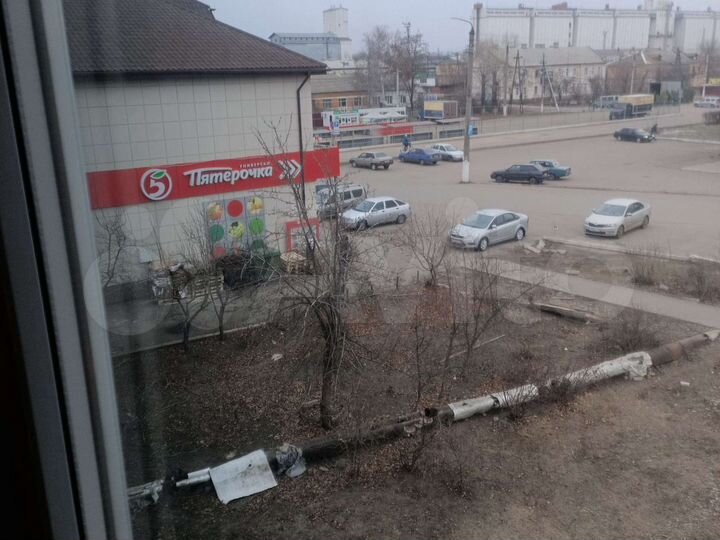 2-к. квартира, 45 м², 3/3 эт.