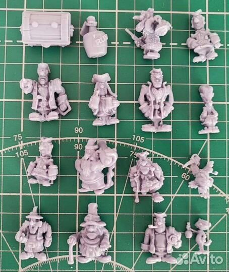 Фигуры пиратов из Острова Сокровищ