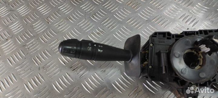 Подрулевой переключатель Renault Logan 1.4