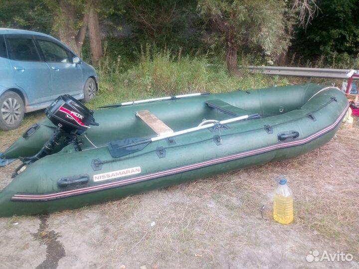 Лодка Nissamaran 420TR