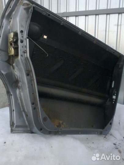 Дверь передняя водительская Audi 100