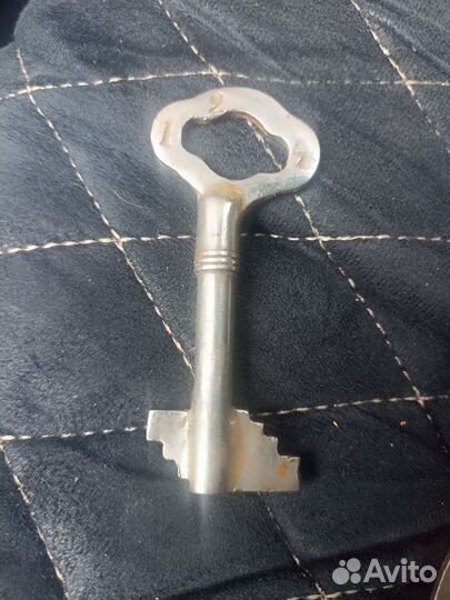 Ключ старинный