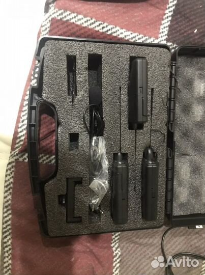 Беспроводной петличный микрофон