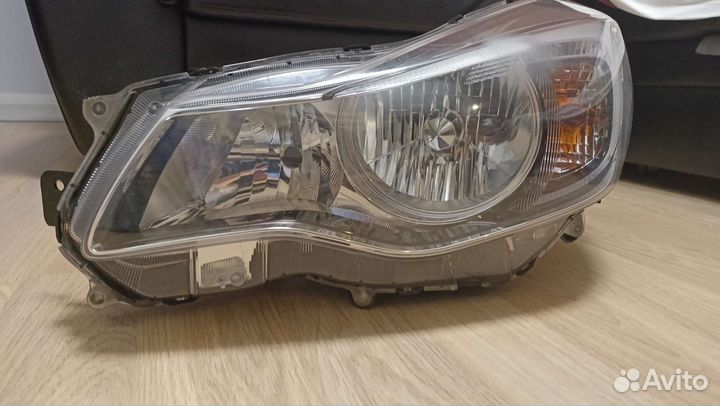Фара передняя левая ксенон Subaru XV (Impreza)