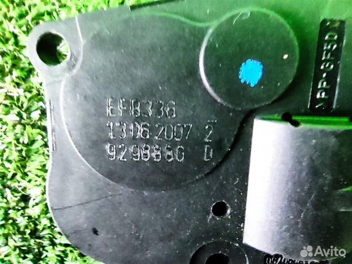 Моторчик заслонки печки Mercedes Benz ML W164 2007