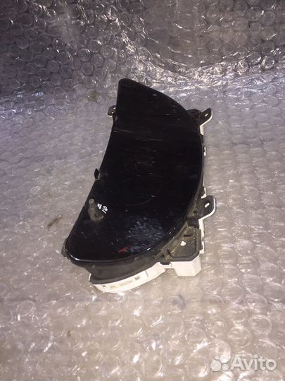 Панель приборов Toyota Camry V-40 2,4L