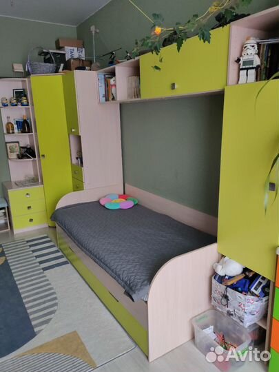 Мебель в детскую комнату