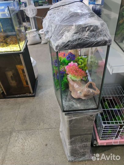 Аквариум с тумбой новый