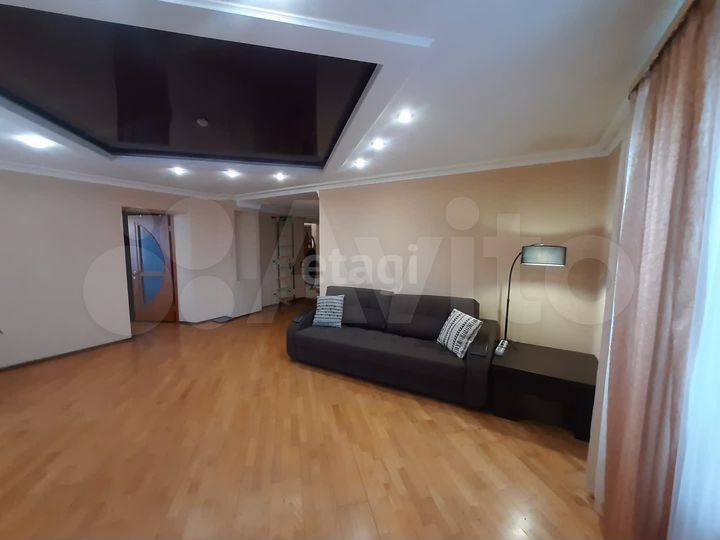 4-к. квартира, 98,7 м², 5/5 эт.