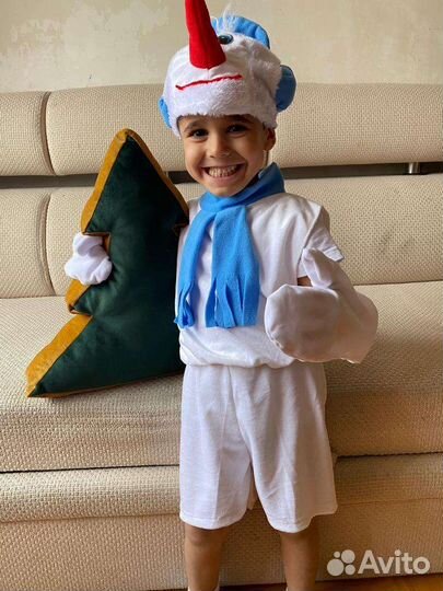 Ёлочка подушка и детская игруша