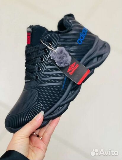 Кроссовки мужские 44 размер новые