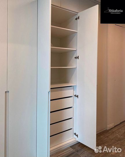 Шкаф распашной с фрезерованными фасадами