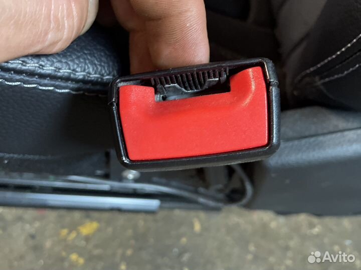 Замок ремня безопасности mercedes