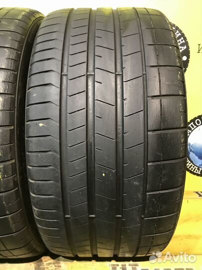 Pirelli P Zero PZ4 295/35 R20 и 255/40 R20 105Y