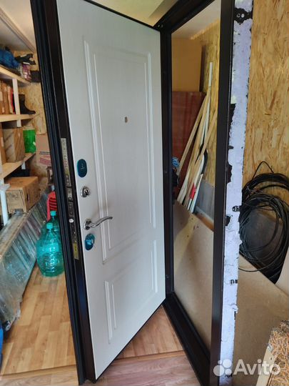 Дверь входная металлическая