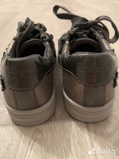 Кроссовки Geox новые