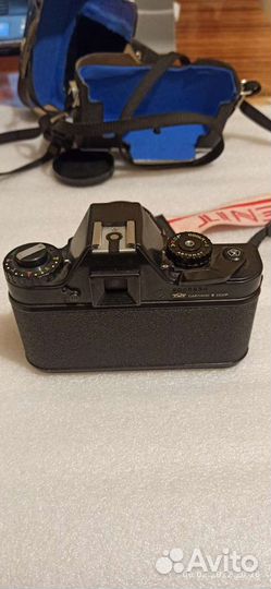 Пленочный фотоаппарат зенит