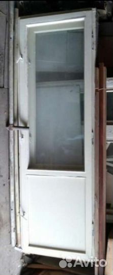 Дверь деревянная