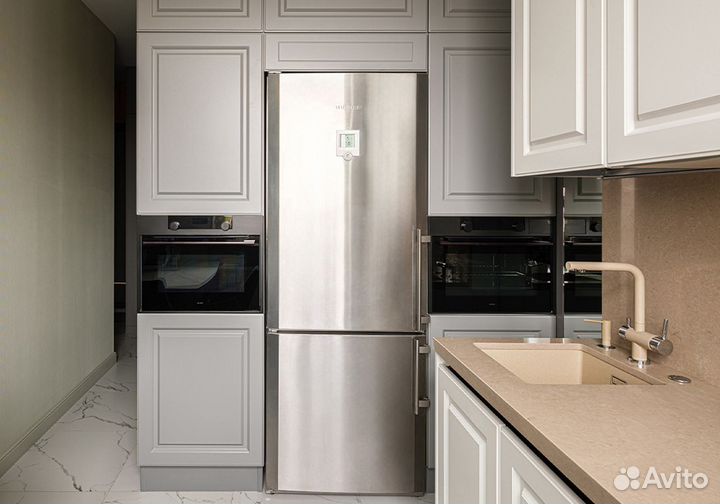 Угловая кухня под потолок на заказ