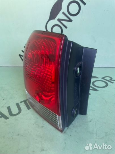 Фонарь задний левый Volkswagen Touareg 7L дорест