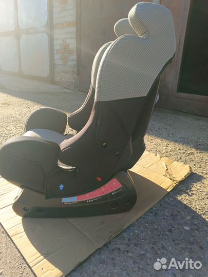 Детское автокресло от 0 до 25 кг KidsPrime LB718