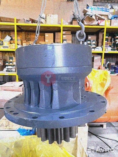 Редуктор поворота Kobelco