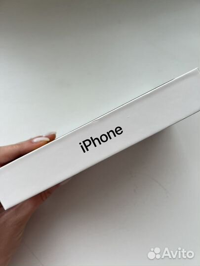 Коробка для iPhone SE 2020