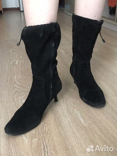 Зимняя и осенняя обувь замша